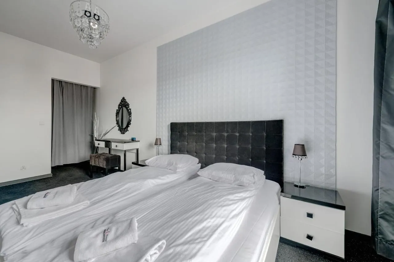 Dom & House - Apartments Old Town Szafarnia 格但斯克