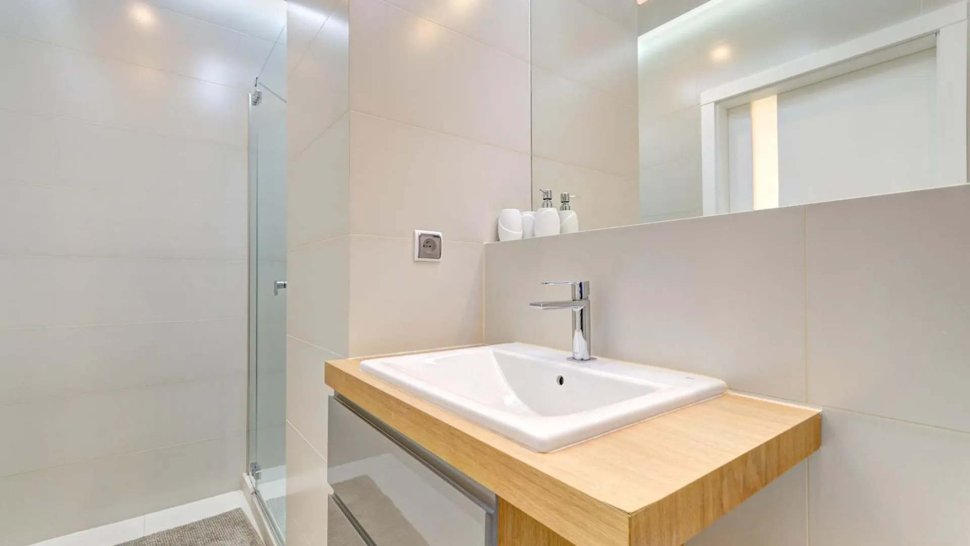 Dom & House - Apartments Old Town Szafarnia 格但斯克 0*,