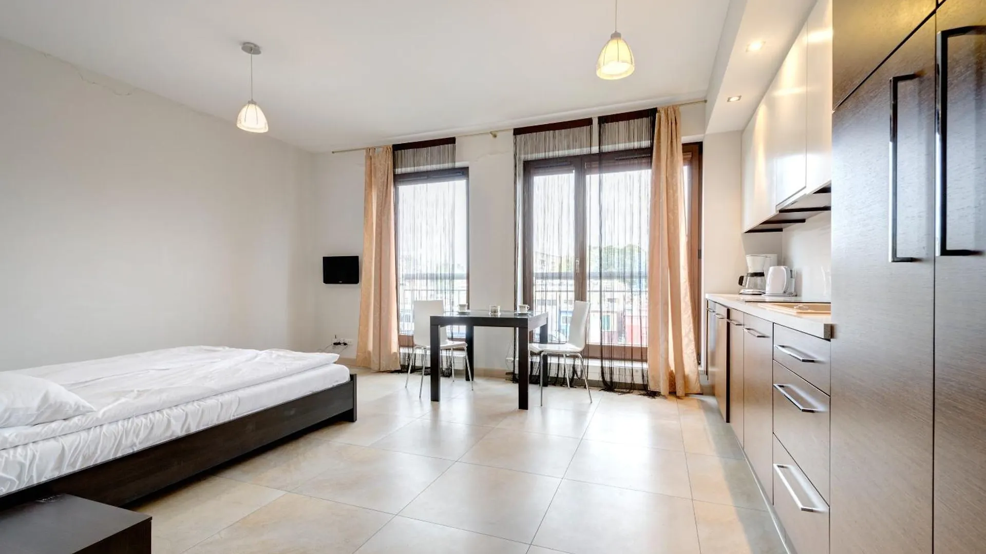 Dom & House - Apartments Old Town Szafarnia Gdansk Poland