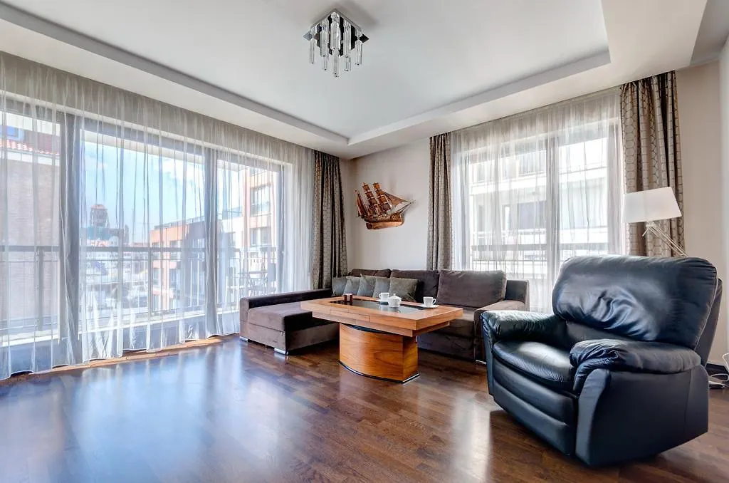 Dom & House - Apartments Old Town Szafarnia Gdansk